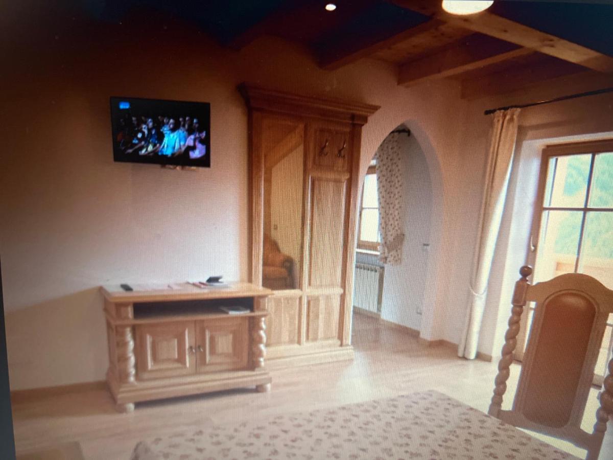Appartaments Sanderhof La Valle Luaran gambar